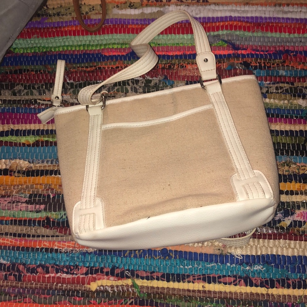 Purse - Picture 2 of 3